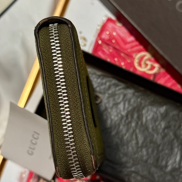 GUCCI Off The Grid Limited Edition Wallet! ALL INCLUSIVE! - Picture 7 of 12